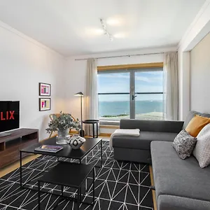 Whome Panoramic View With Elevator, Ac, Garage Perfect For Families & Business Travellers Lisbon