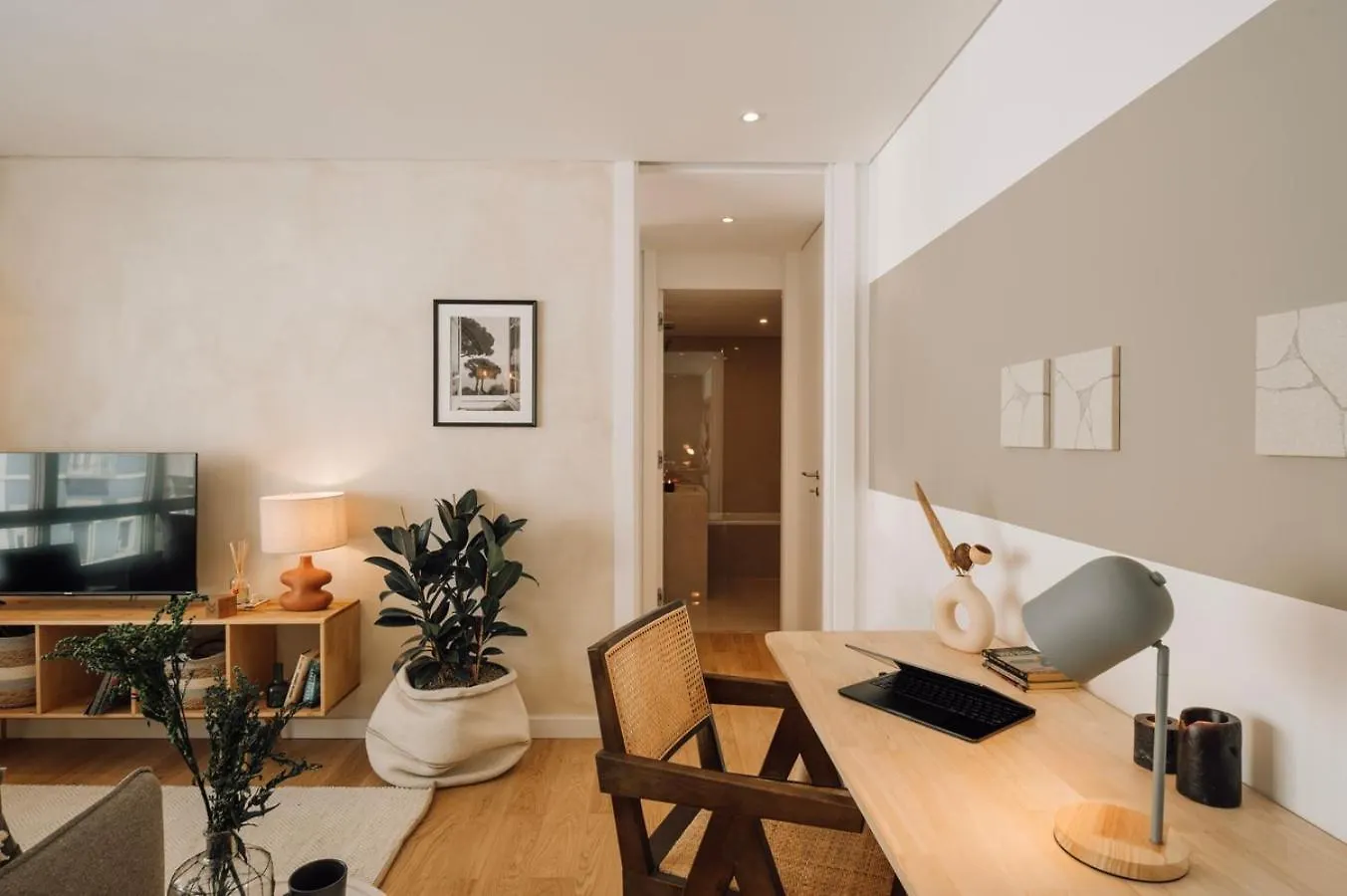 Tarquinia - 1 Bedroom And Parking In Alvalade Lisbon Portugal